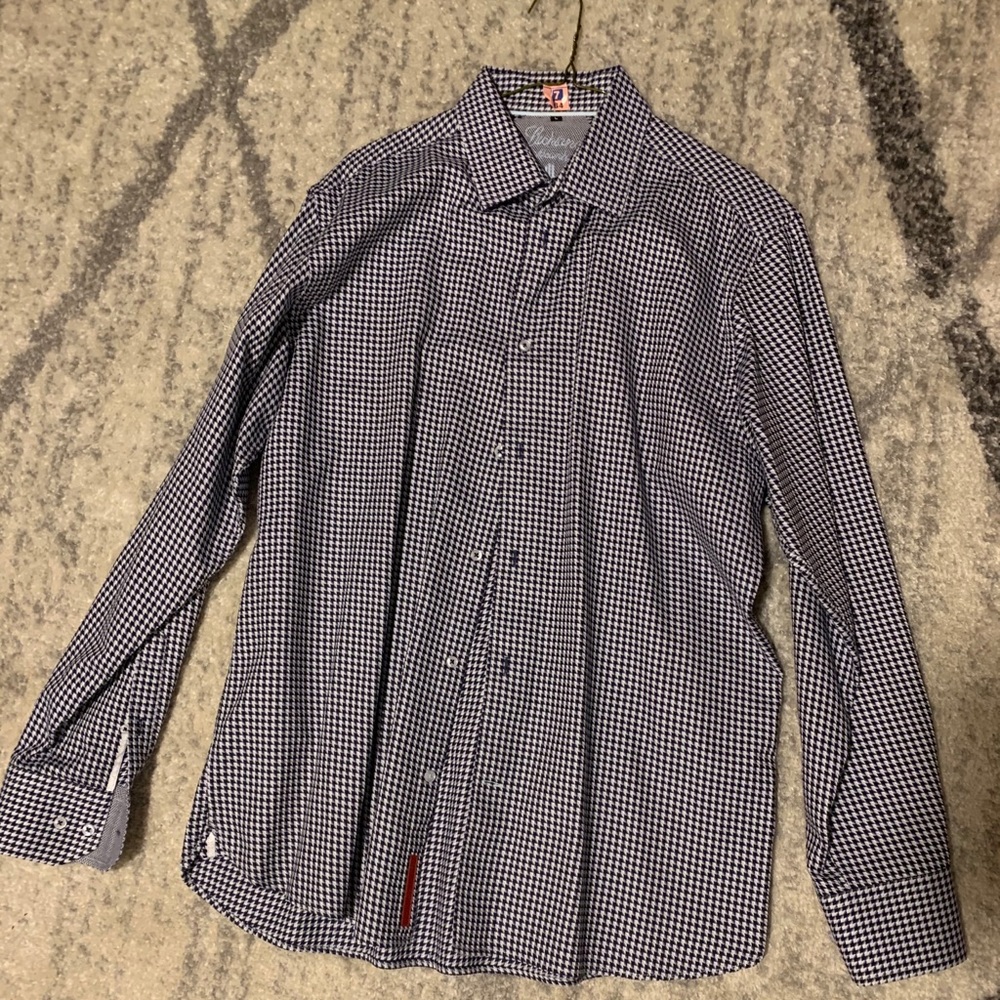 Men’s Dress Shirt
